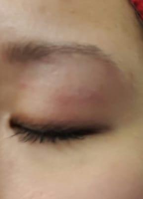 Do not come here! This was literally 5 minutes after I was threaded and I am in so much pain! Wounded!