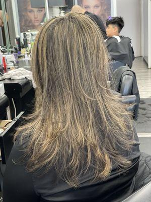 Universal Hair Salon