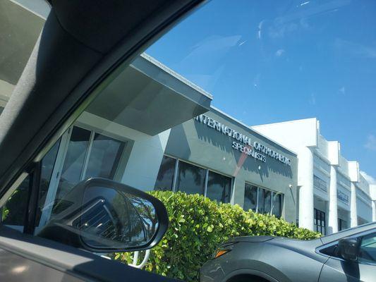 International Orthopaedic Specialist