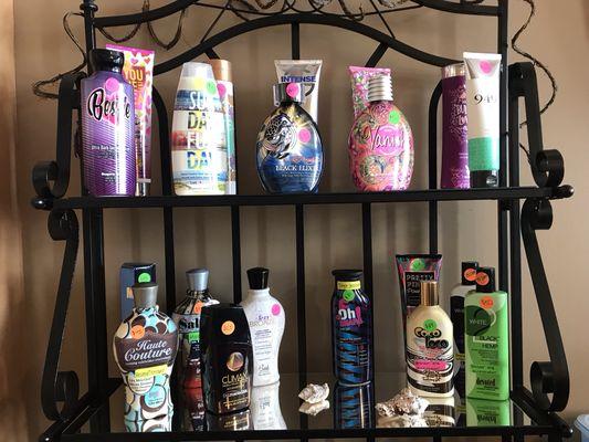 Accelerators on top and bottom left. Bronzer/Accelerator combos in the bottom right