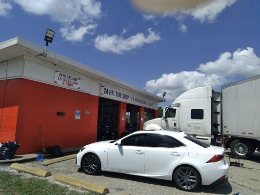24Hr Tire Shop