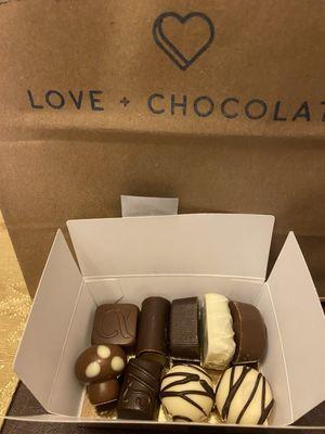 Leonidas Love + Chocolate Shop