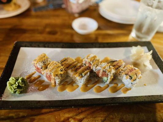Spicy tuna roll
