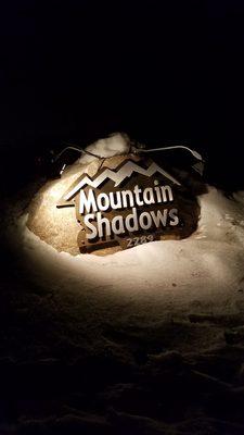 Sign at Mountain Shadows in Mammoth Lakes