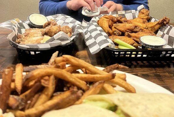 fries & wings