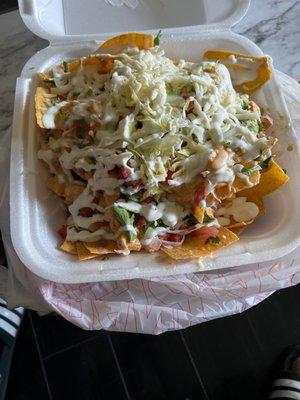Had nachos for the second time at this place an they are so delicious.