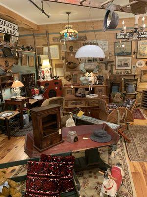 Waverly Square Antiques