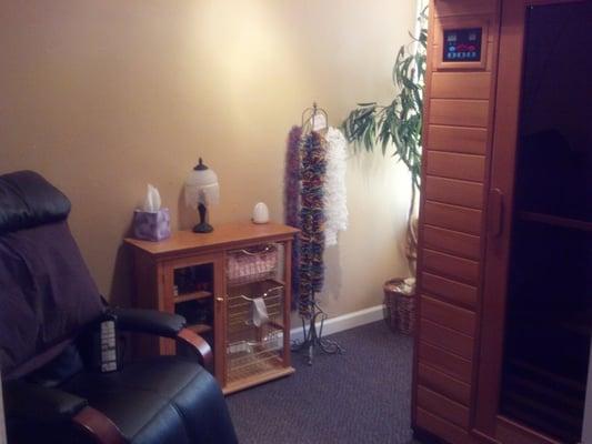 Detox Lounge, Infar-red duel seat sauna (light therapy) Massage chair with Hemi-sync therapy