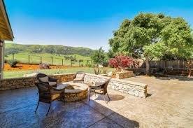 The beautiful rolling hills!