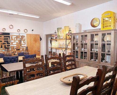 S Loft Furniture & Decor