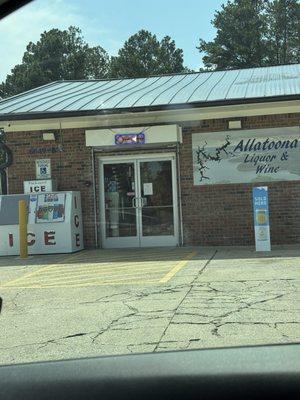 This appliance store is closed and now a corner liquor store.