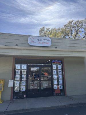 Yvette Sloan - NextHome