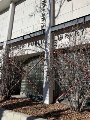 Ross-Cherry Creek Branch Library