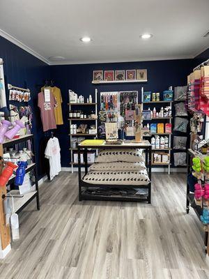 Happy Tails Dog Shop