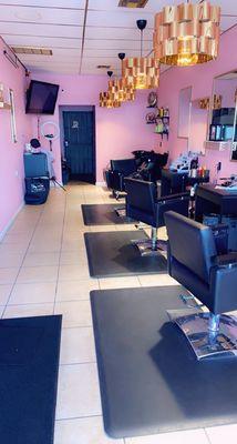 3 booths in this cute new salon