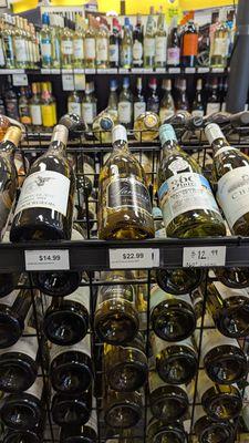 Ponte's Torringford Package Store