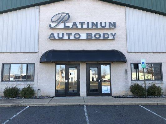 Platinum Auto Body