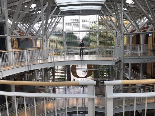 University of Oregon Lundquist College of Business