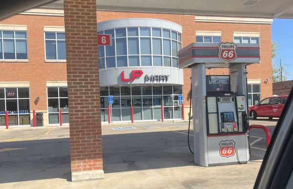 Mini mart and gas pumps