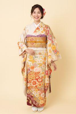 Furisode - formal Kimono