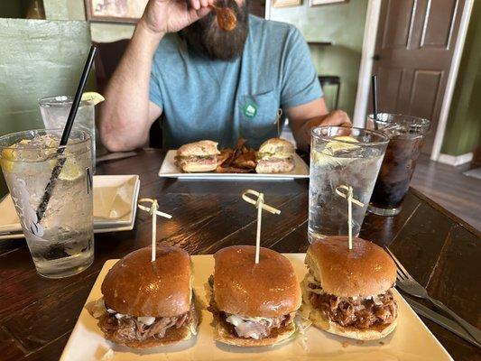 Pulled pork sliders & Cubano