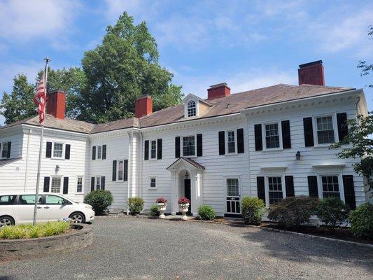 I would recommend above any other painting company to include Monk. They are extremely reasonable and professional. 207 Queens Lane Mountain