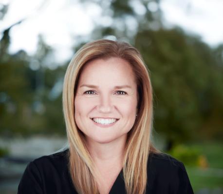 Dr. Elizabeth MacDonald