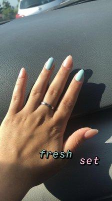 Acrylic nails