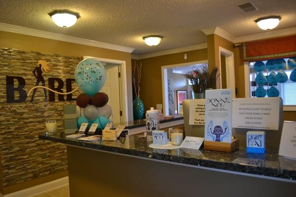 Welcome/Departure Desk