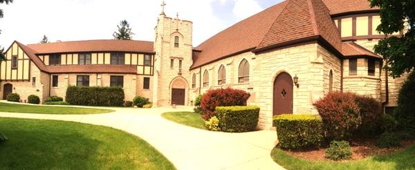 The front view of our building from Graceland Ave.
