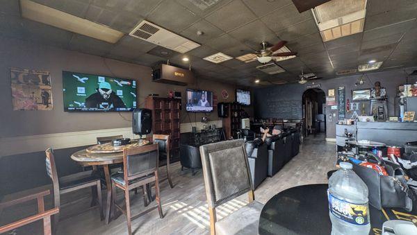 Hott Ashes Cigar Lounge