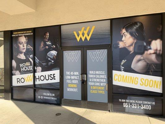 New studio in Ralph's Shopping center