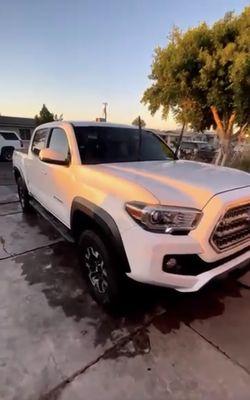 Miguel’s Wash & Details