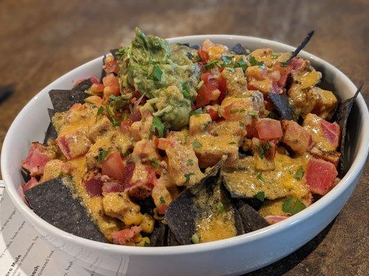 Tuna nachos