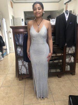 Momo Custom Tailor