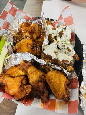 Just Winging It At Cain’s