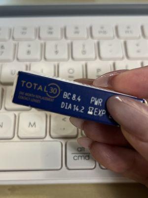 One of the samples that Dr Haggard gave me to try. Total 30 is very comfortable and doesn't trigger a GPC reaction.