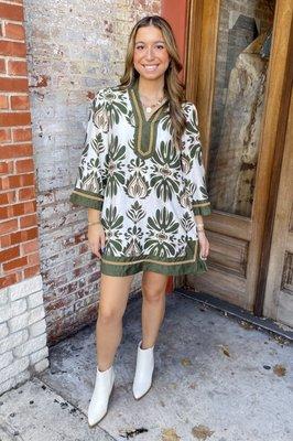 Thanksgiving is officially here, and Lyla's Clothing & Gifts in Downtown Rockwall has everything you need for the big week! Shop Lyla's!