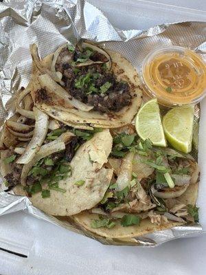 Tacos Y Antojitos Los 4 Auces