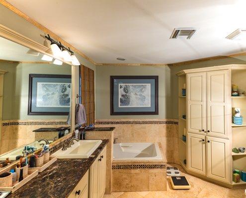 New Tiling, Tub and Cabinets