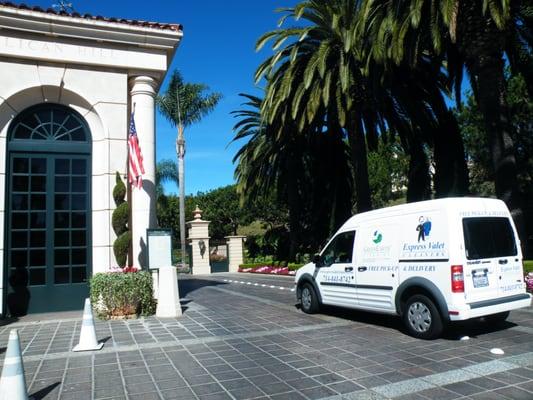 Pick up and delivery in Pelican Hill