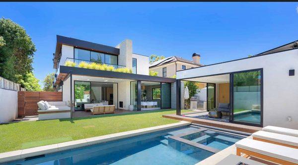 ALL Supreme Luxuries