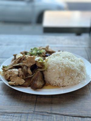 Stir-fried chicken with rice and eggplant