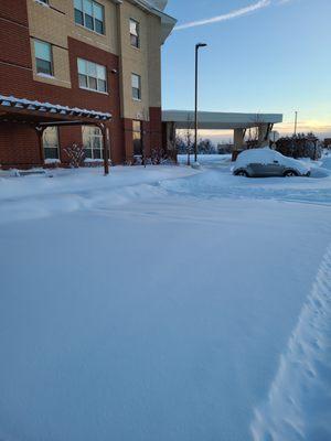 Everest Snow Management