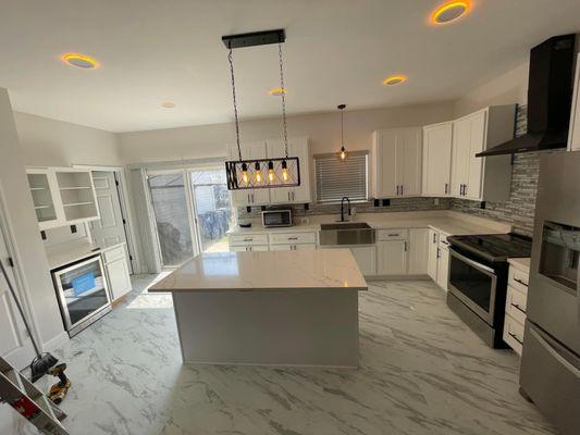 Dynamic Construction And Roofing