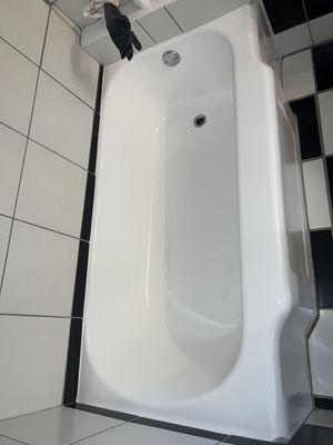 Bathtub Reglazing
