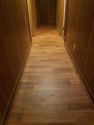 Riley's Flooring & Tile