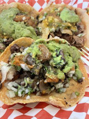 Suadero, tripas and cabeza