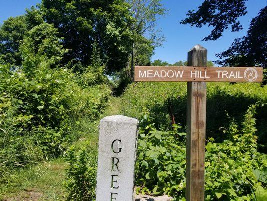 Entrance off Old Town Road leads back toward the shore