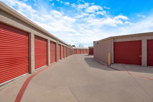 StorQuest Self Storage
